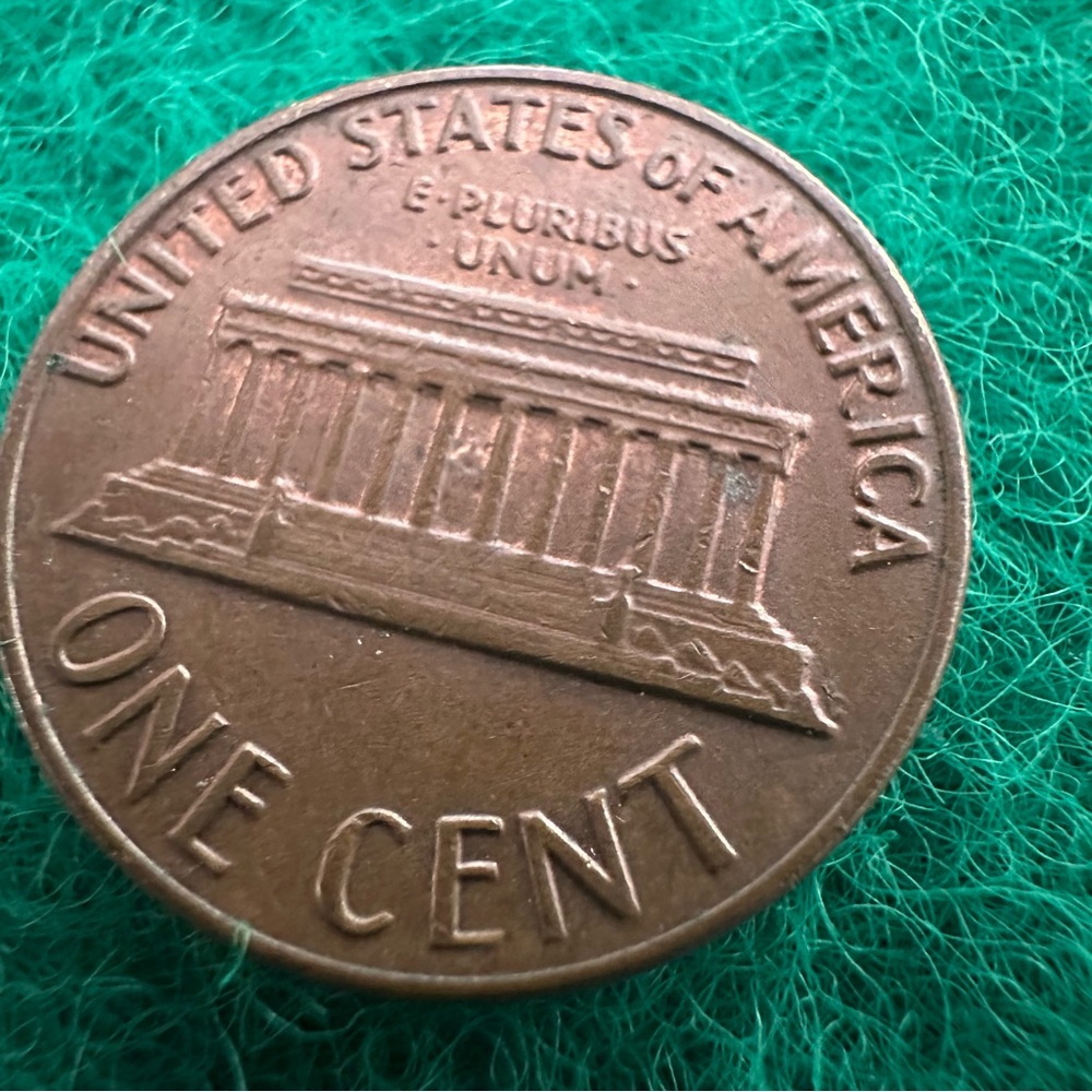 RARE - 1969-D Lincoln Penny – Floating Roof Error – Rare Mint Error Coin! - Picture 4 of 5